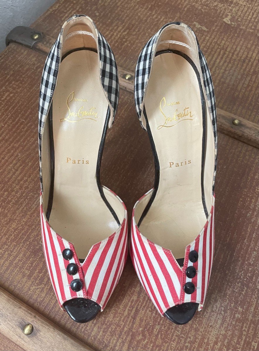 ESCARPINS HAUTS - MAISON " LOUBOUTIN " -T 39 - XX°-photo-2