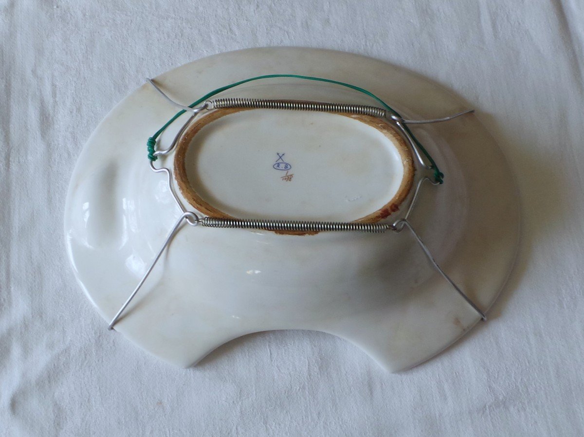 PLAT A BARBE DECOR MACONNIQUE- FAIENCE DE MEISSEN MANUFACTURE RITZENHOFF & BECKER -photo-3