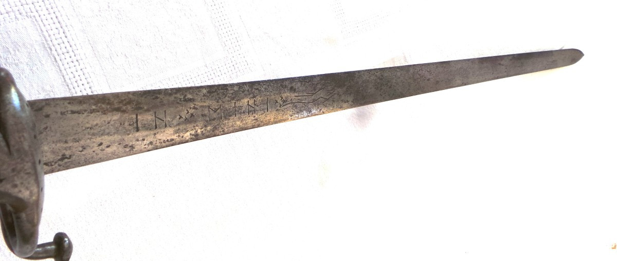 Strong "wallon" Gendarmery & Cavalry Sword - "louis XIV - Regence" - XVII° - XVIII°-photo-1