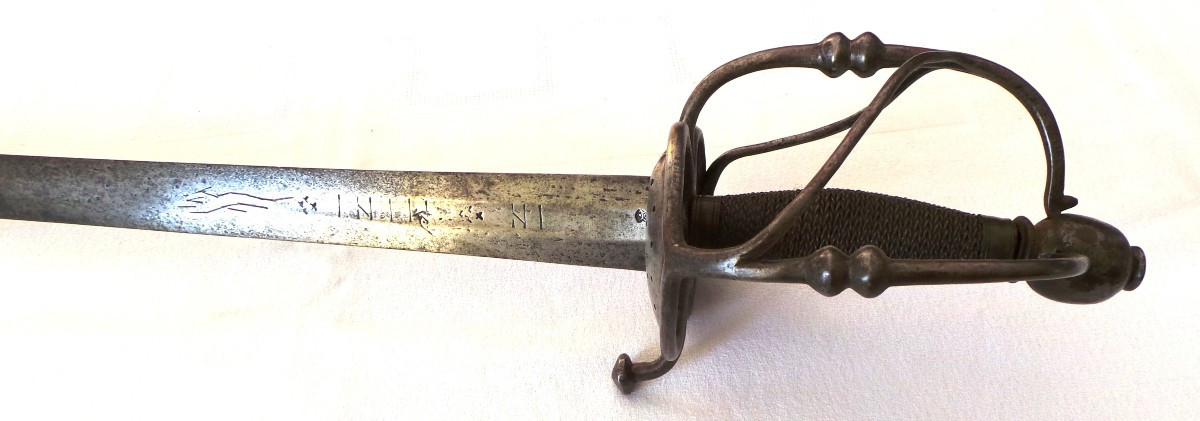 Strong "wallon" Gendarmery & Cavalry Sword - "louis XIV - Regence" - XVII° - XVIII°
