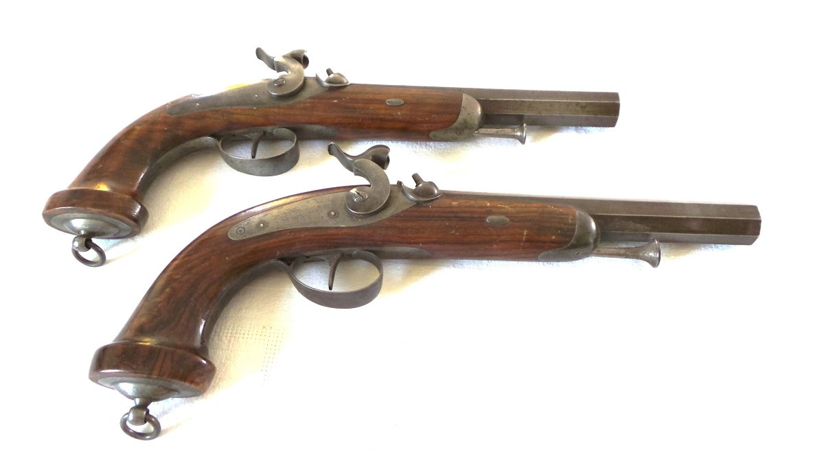 PAIRE DE PISTOLETS D'OFFICER -1830 - 1840 - EPOQUE " LOUIS PHILIPPE" XIX°.