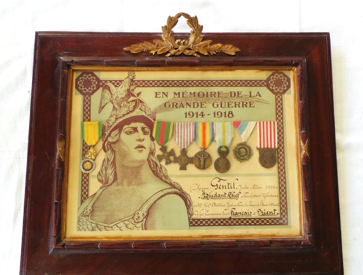 Frame 7 Military Medals (1914-1918) France And The Orient