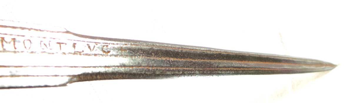 16th Century Skeleton Dagger - Blade Marking - "b - D - Montluc" - Marshal Of France In 1574-photo-2