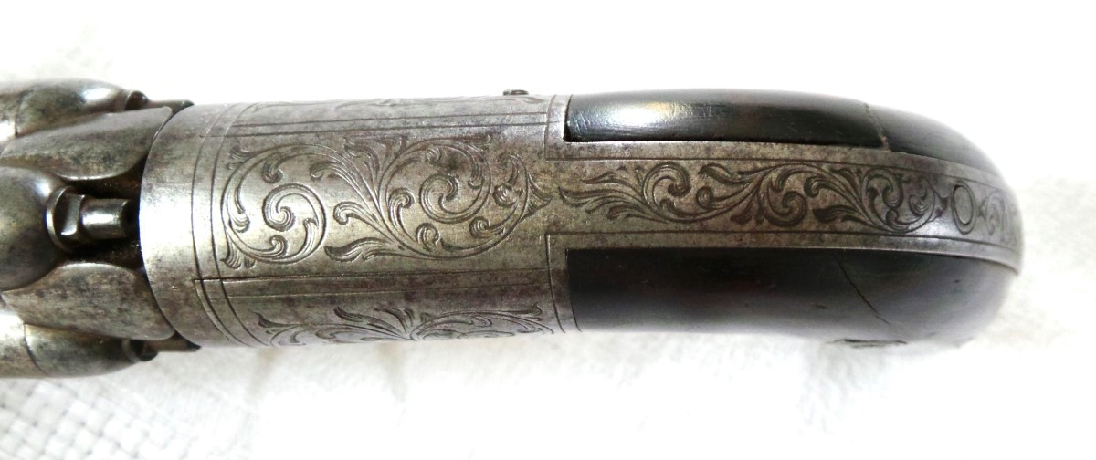 POIVRIERE " MARIETTE " A 4 CANONS - XIX°-photo-3