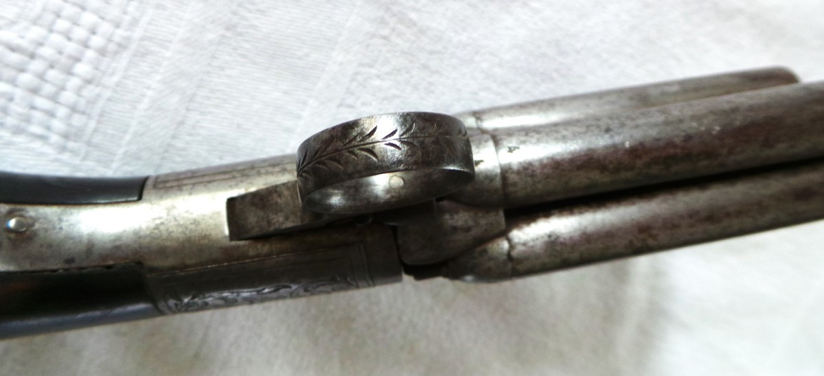 POIVRIERE " MARIETTE " A 4 CANONS - XIX°-photo-2
