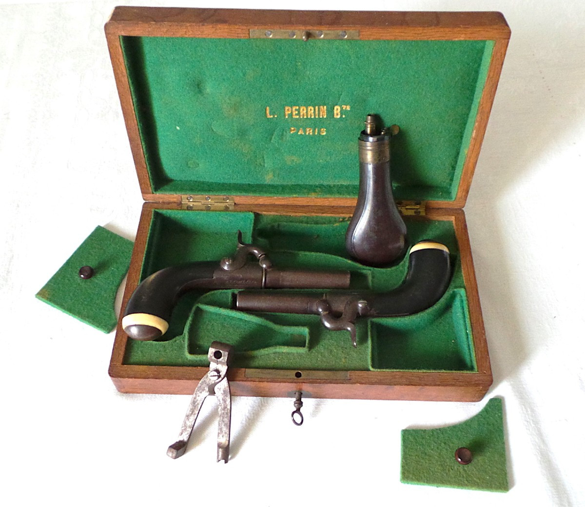 COFFRET  PAIRE DE PISTOLETS A COFFRE A BALLE FORCE -CAL 11 -EPOQUE - LOUIS PHILIPPE - 1840 - 