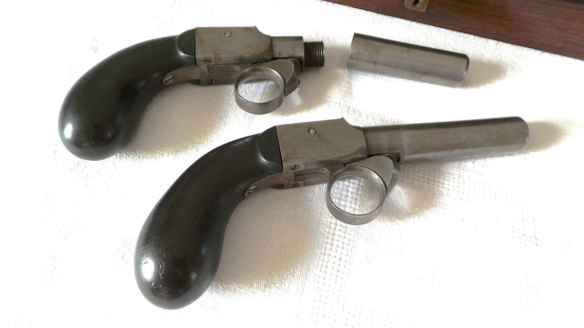 Case -pistol " Bootleg " & Knife Louvetier - Ii° Empire-photo-1