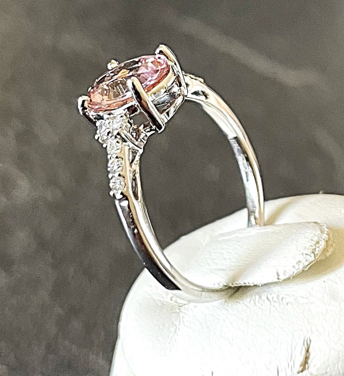 18 K Gold Ring - Numbered - Salmon Pink Tourmaline & Diamonds - Eagle-head Poincon - XX° Century-photo-2