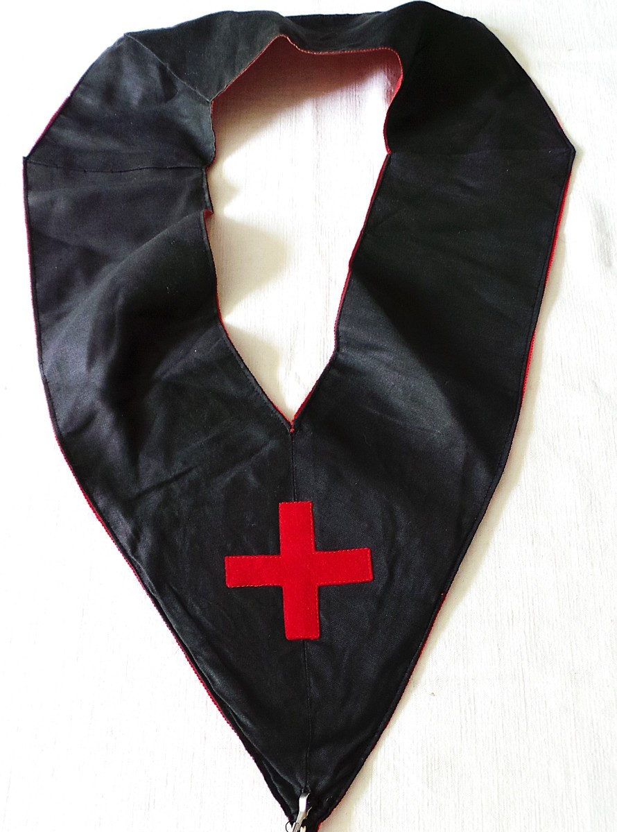 Rose-cross Knight's Camail-photo-2