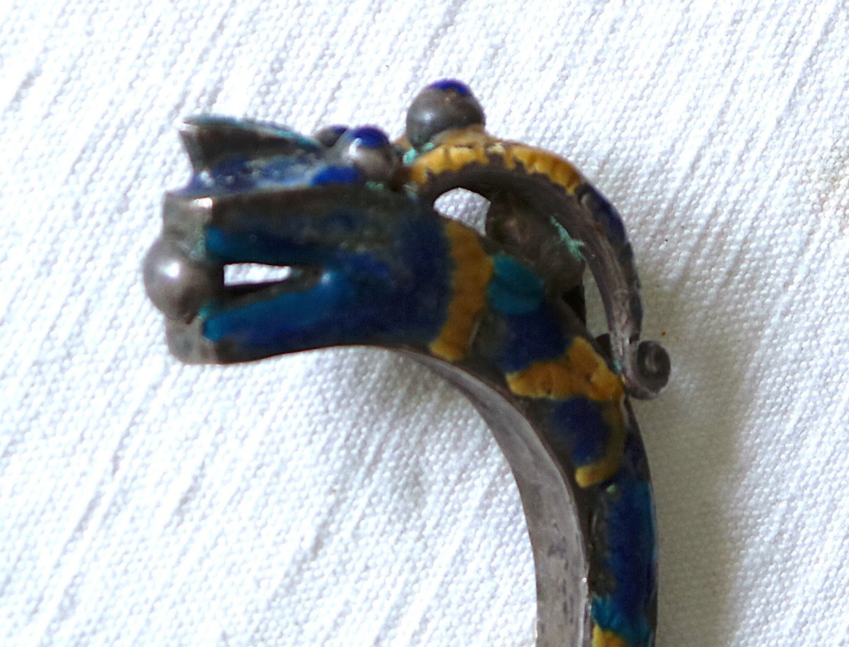 ART ETHNIQUE PEUPLE " YAO "  - DRAGON "  RYU " AFFRONTES- EMAIL POLYCHROME - XIX°-photo-3