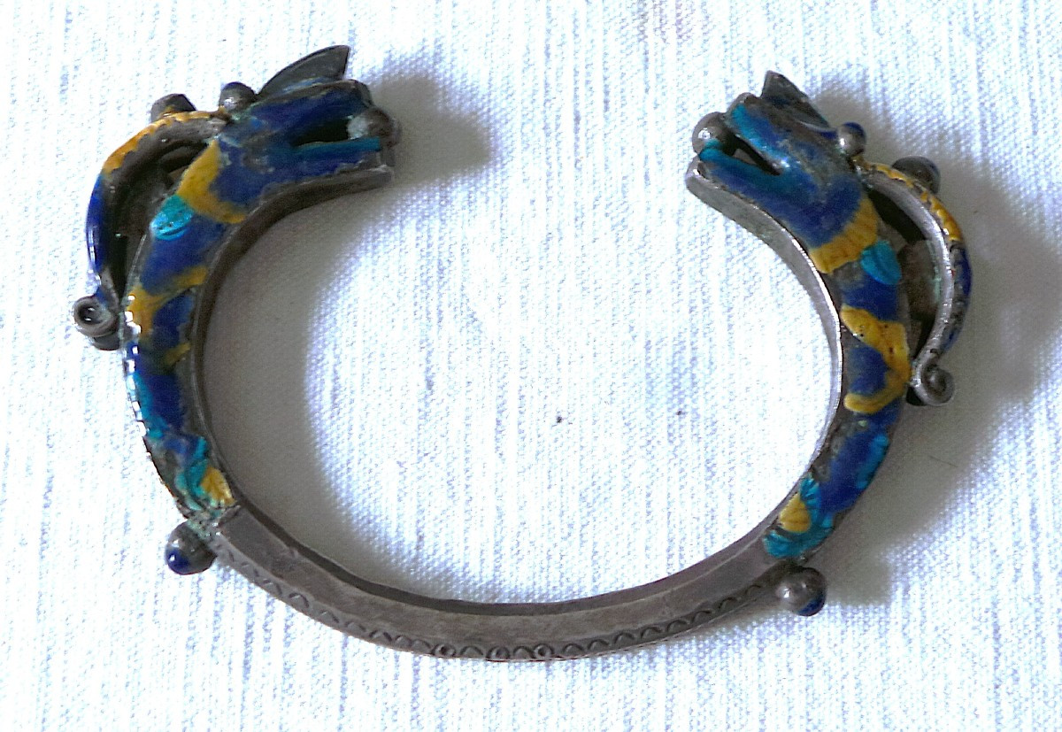 ART ETHNIQUE PEUPLE " YAO "  - DRAGON "  RYU " AFFRONTES- EMAIL POLYCHROME - XIX°-photo-1