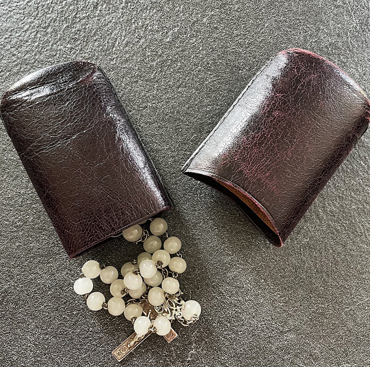 GRAND CHAPELET EN PERLE BLANCHE & MEDAILLE - 1899 - XIX° - DANS SON ETUI DE VOYAGE-photo-2