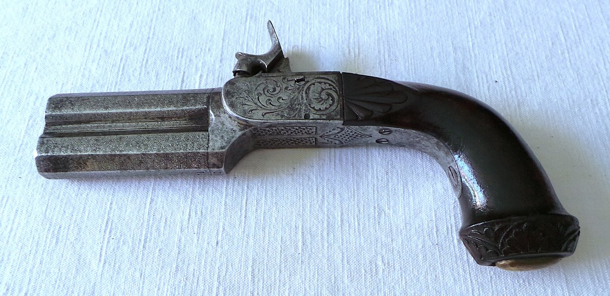 PISTOLET A BROCHE A DOUBLE CANONS SUPERPOSES & DETENTE RENTRANTE - XIX°