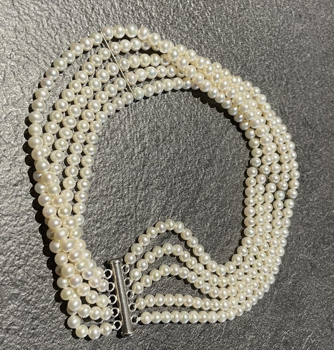 COLLIER RAS DE COU DE 360 PERLES D EAU DOUCE SUR 5 RANGS - XX°-photo-3