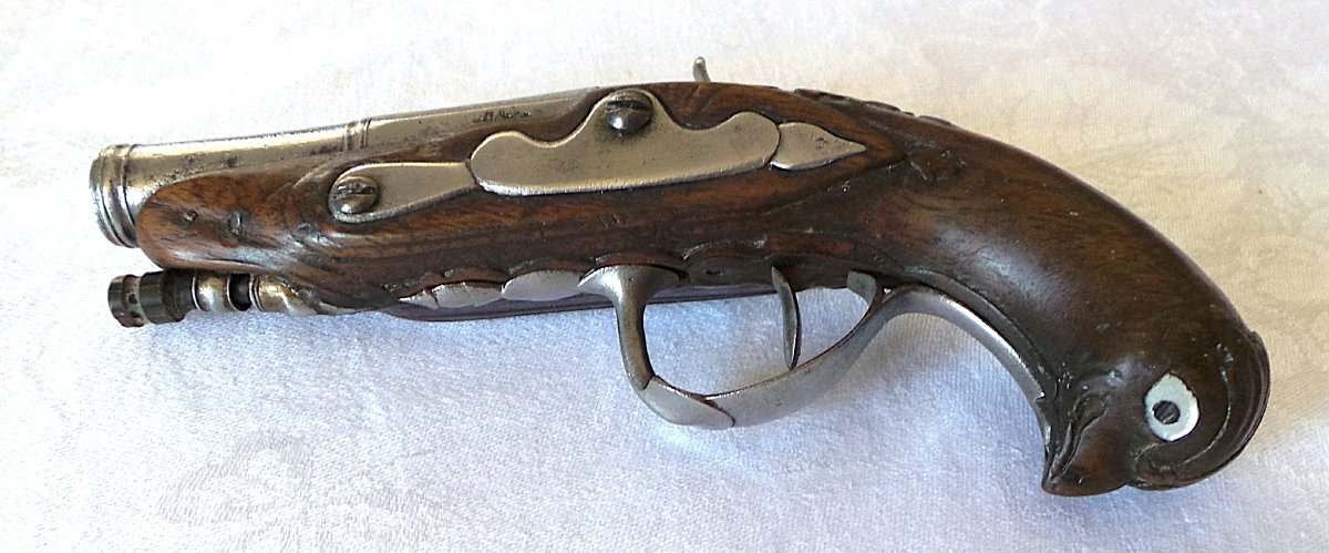 PISTOLET DE POCHE - MANUFACTURE DE  ST-ETIENNE  - CALOTTE EN TETE D OISEAU- XVIII°-photo-2