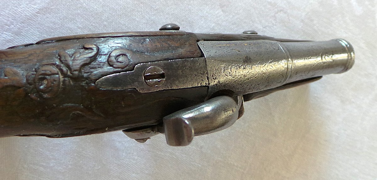 PISTOLET DE POCHE - MANUFACTURE DE  ST-ETIENNE  - CALOTTE EN TETE D OISEAU- XVIII°-photo-2