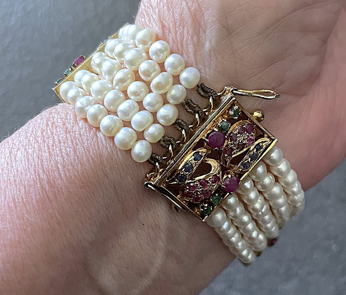 BRACELET EN VERMEIL A 5 RANGS DE PERLES D EAU DOUCE - SAPHIRS - EMERAUDES-RUBIS- XX°-photo-3