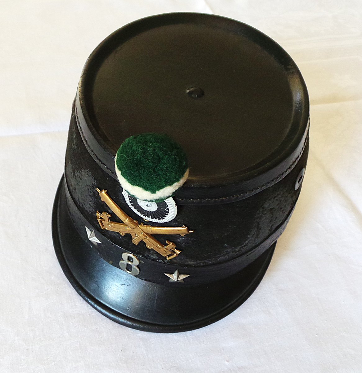 SHAKO DE MITRAILLEUR SUISSE - 8 EME REGIMENT - MODELE 1888 -CANTON FRIBOURG-photo-2