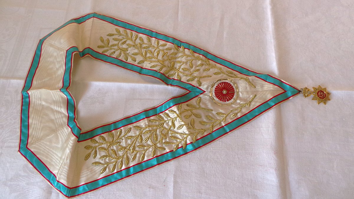 SAUTOIR -BIJOU DE CONSEILLER FEDERAL DE LA GRANDE LOGE DE FRANCE -