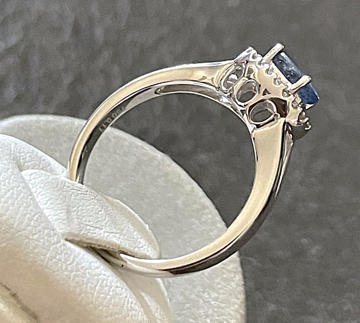 18k White Gold Ring - Blue Sapphire And Diamonds - 20th Century-photo-3