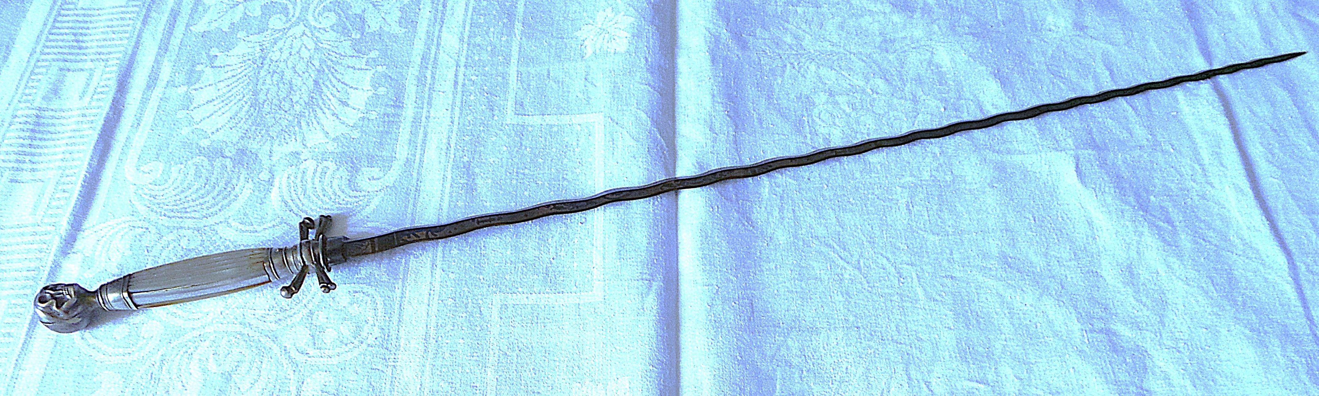Elu Kadosh Short Sword - Blue-hardened And Gilded Flaming Blade - First Empire - Restoration - 19th Century
