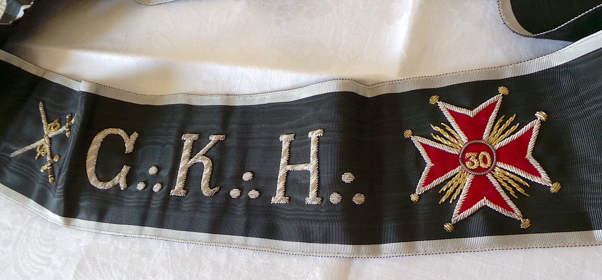 Cordon Kadosh 30° Degree - "c:. K:. H:.- XIX°"-photo-2