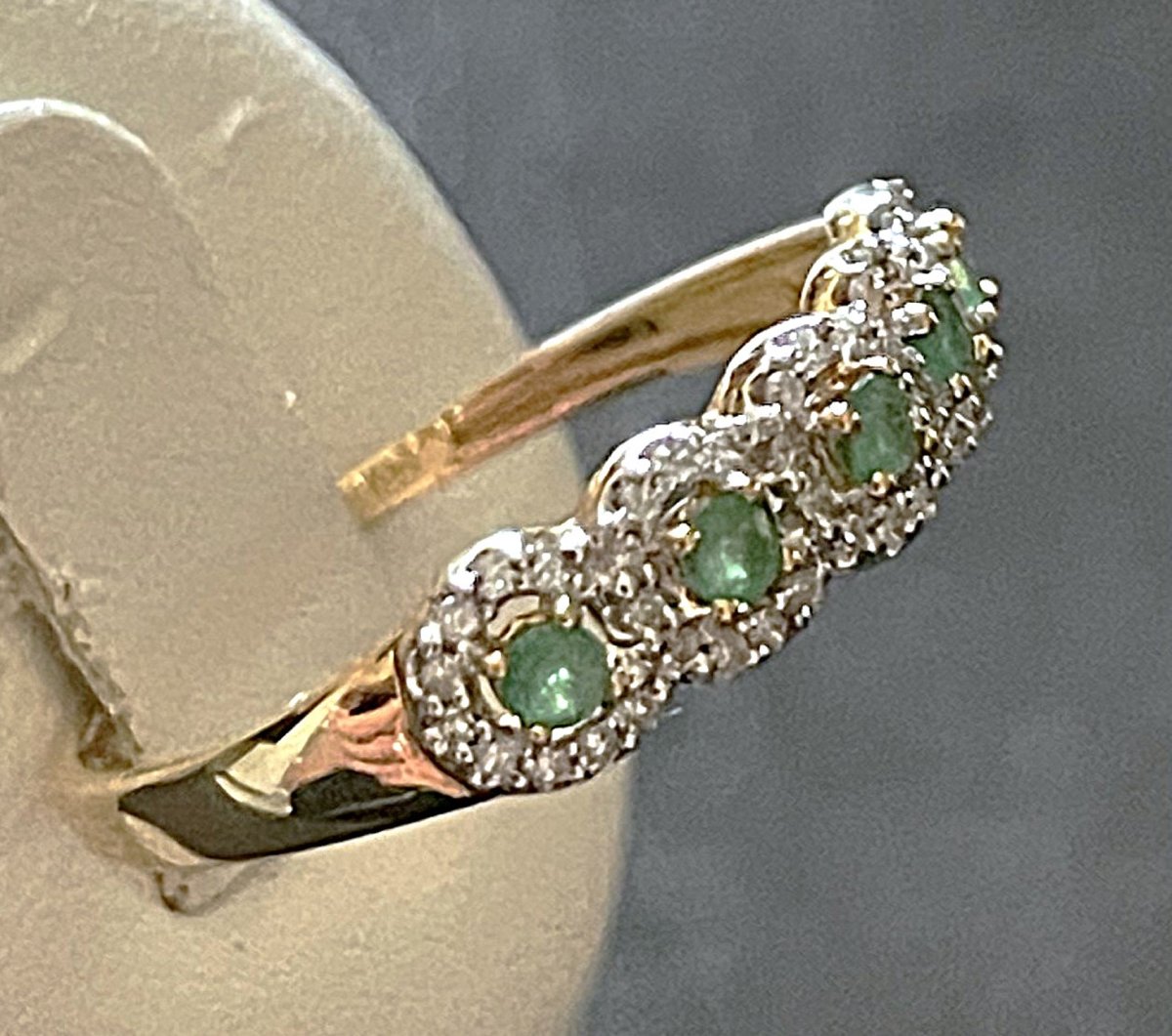 BAGUE JARRETIERE OR JAUNE 9K -PIERRES VERTES & BLANCHES - POINCONS -XX°