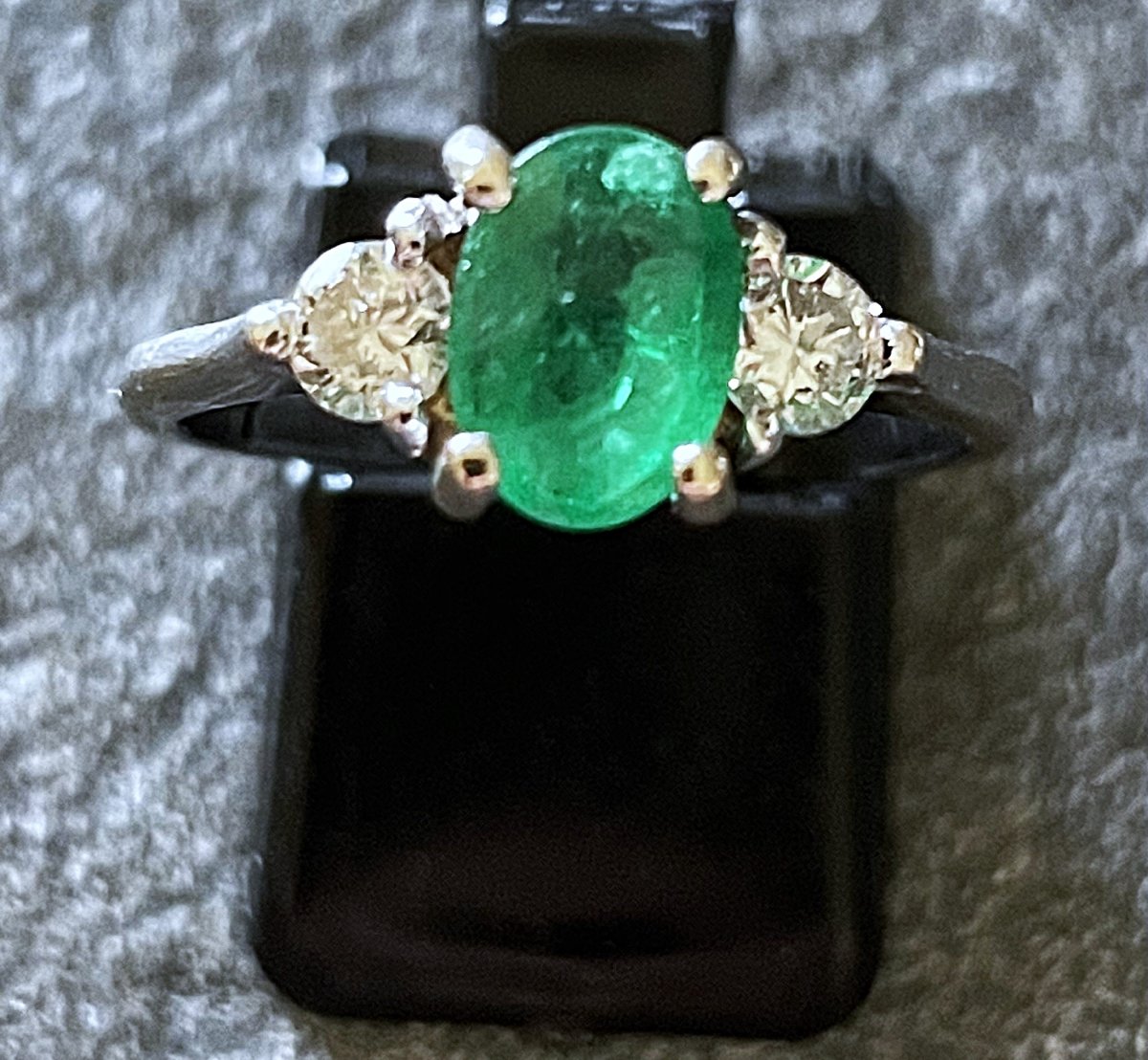 18k Gold Ring - Emerald & Diamonds - Id Card --photo-2