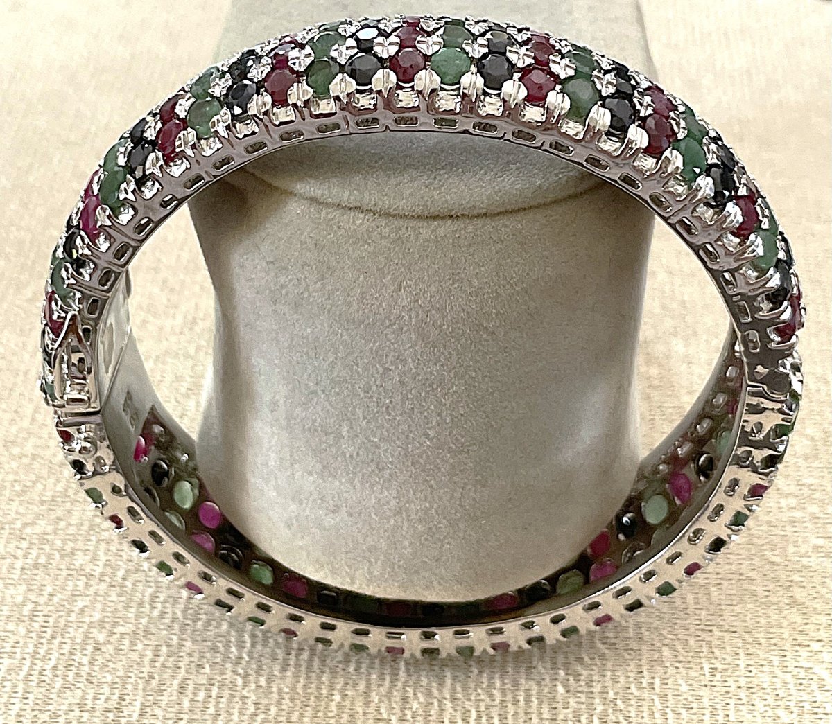 925 Sterling Silver Bracelet Set With 48.6 Cts Of Ruby, Sapphire, And Emerald—161 Stones—20th Century-photo-8