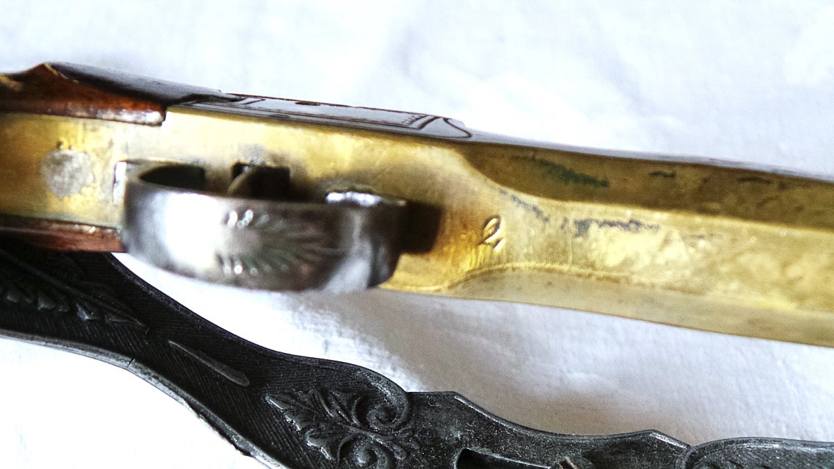 PISTOLET A COFFRE & A PERCUSSION DE MARINE -CAL: 12 mm - VERS 1840 - XIX°-photo-3