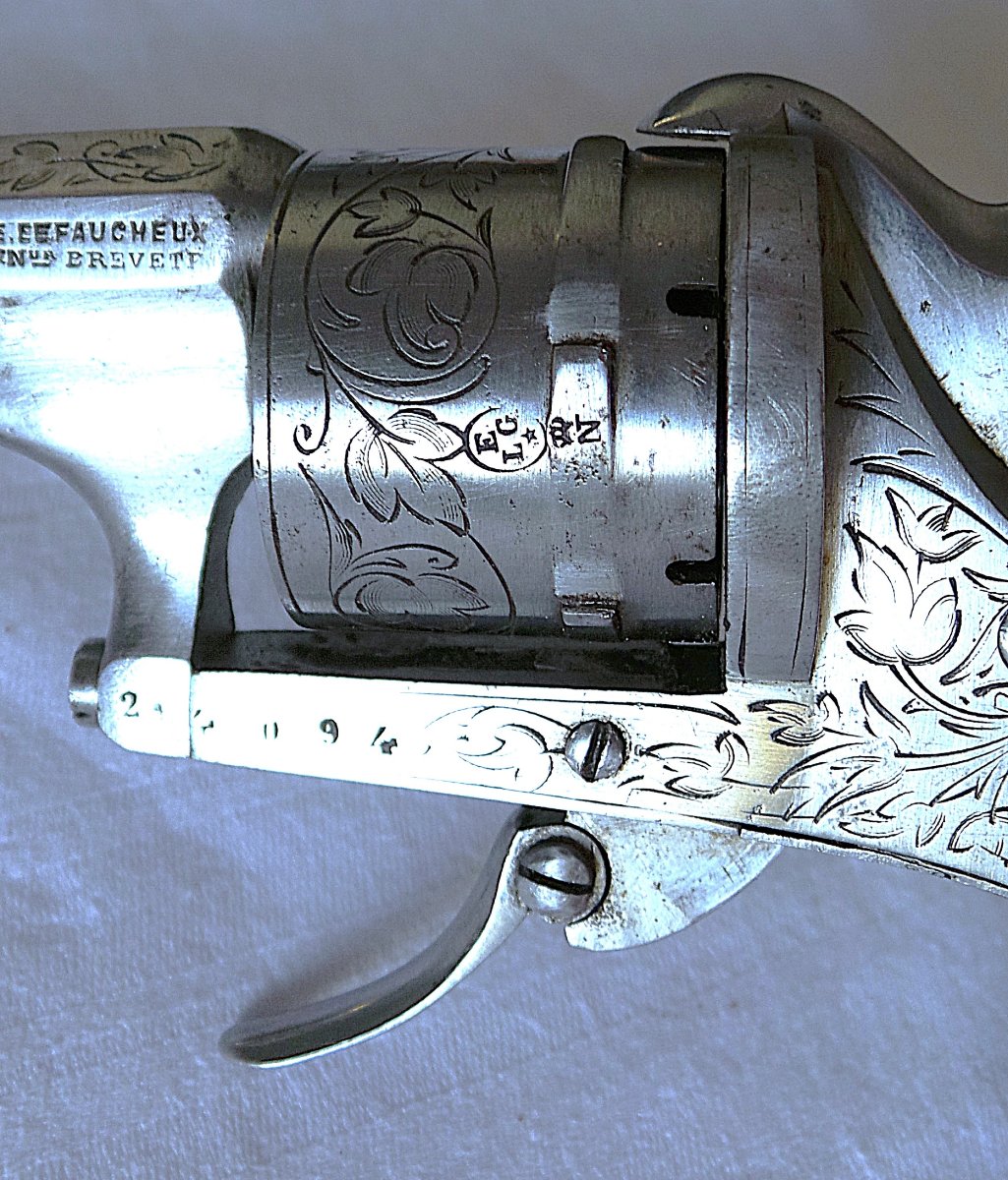 "eugene Lefaucheux" Revolver, Caliber 7 Mm, In A Case—1860–1870—19th Century-photo-8