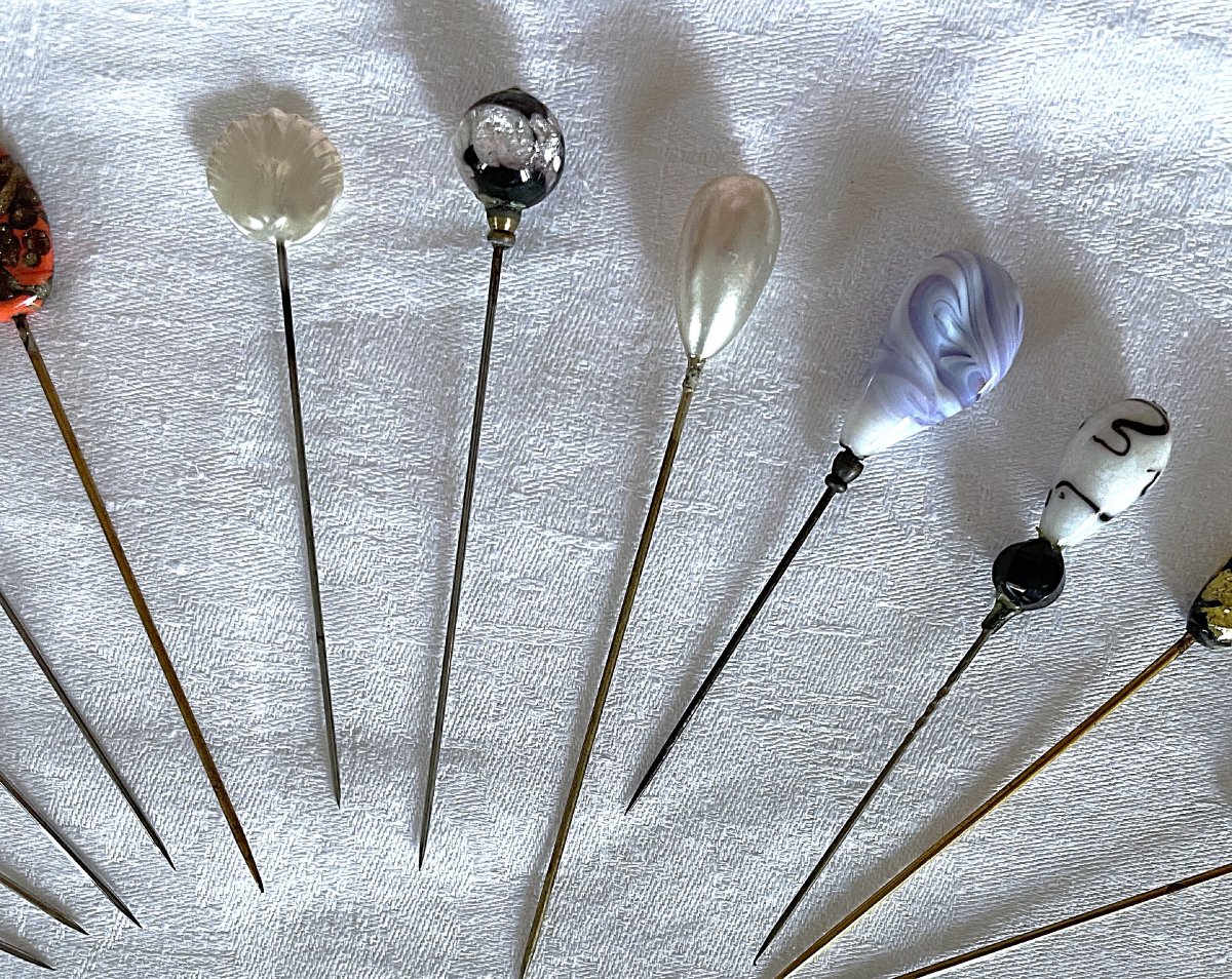 Set Of 33 Hat Pins - Various Shapes And Colors - 19th–20th Centuries -photo-3