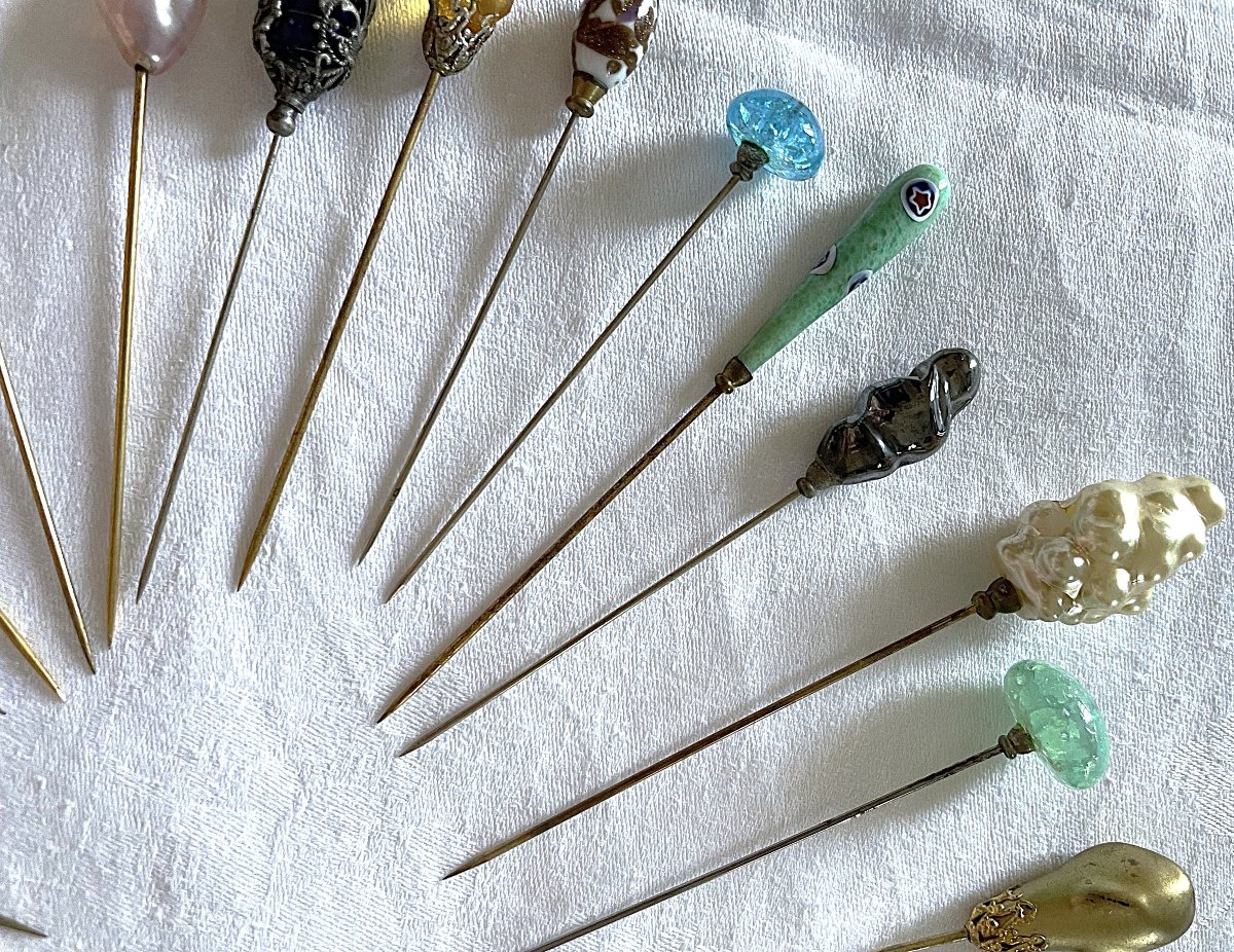 Set Of 33 Hat Pins - Various Shapes And Colors - 19th–20th Centuries -photo-6