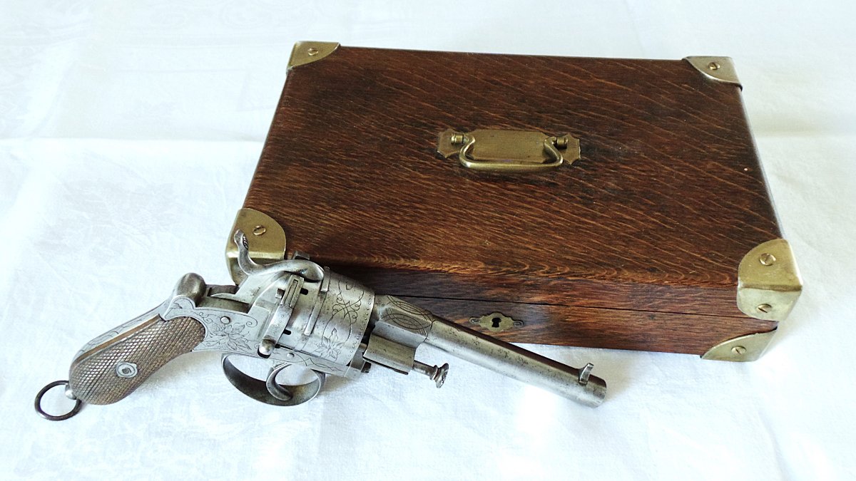 Lefaucheux-type Open-frame Revolver In A Case - 19th Century