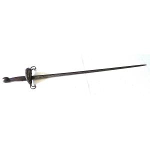 EPEE - XVI° - DITE " PINCE DE CRABE " - LAME " SAHAGOM "  POINCON " S " -GERMANIQUE
