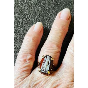 BAGUE EN OR 18K -CAMEE AGATE - MUSE ERATO - EPOQUE VICTORIENNE - XIX°