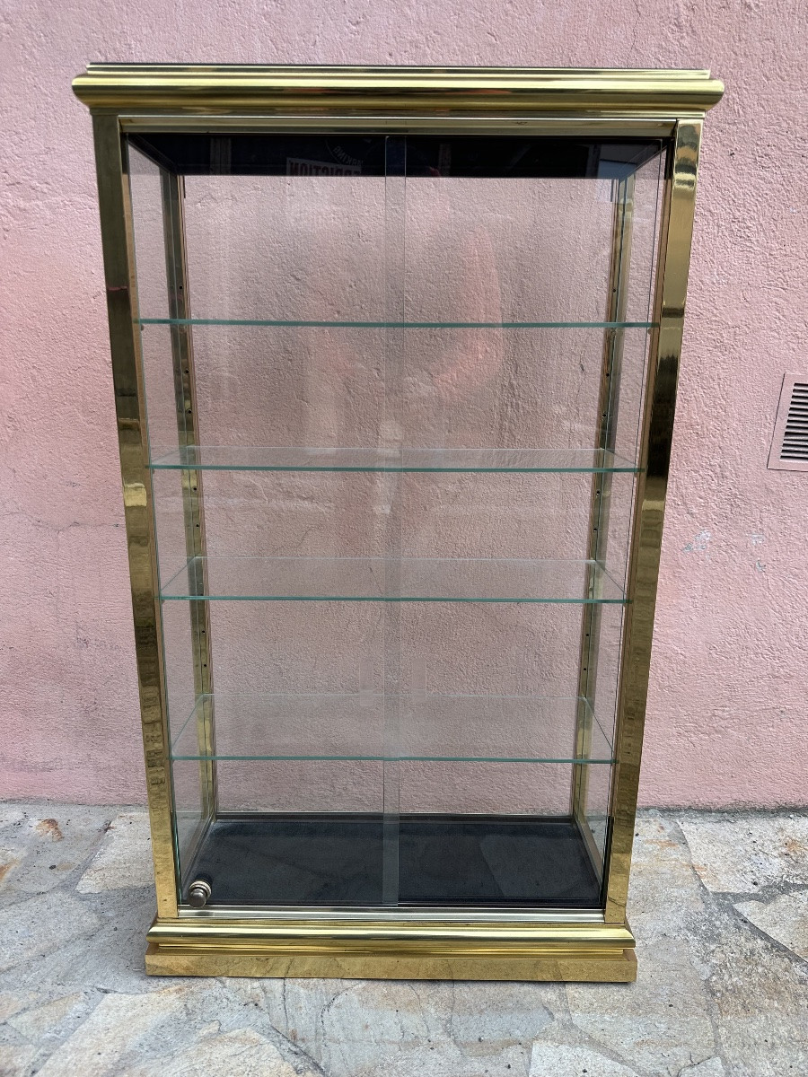 Luxury Wall-mounted Display Case In Solid Brass-photo-2
