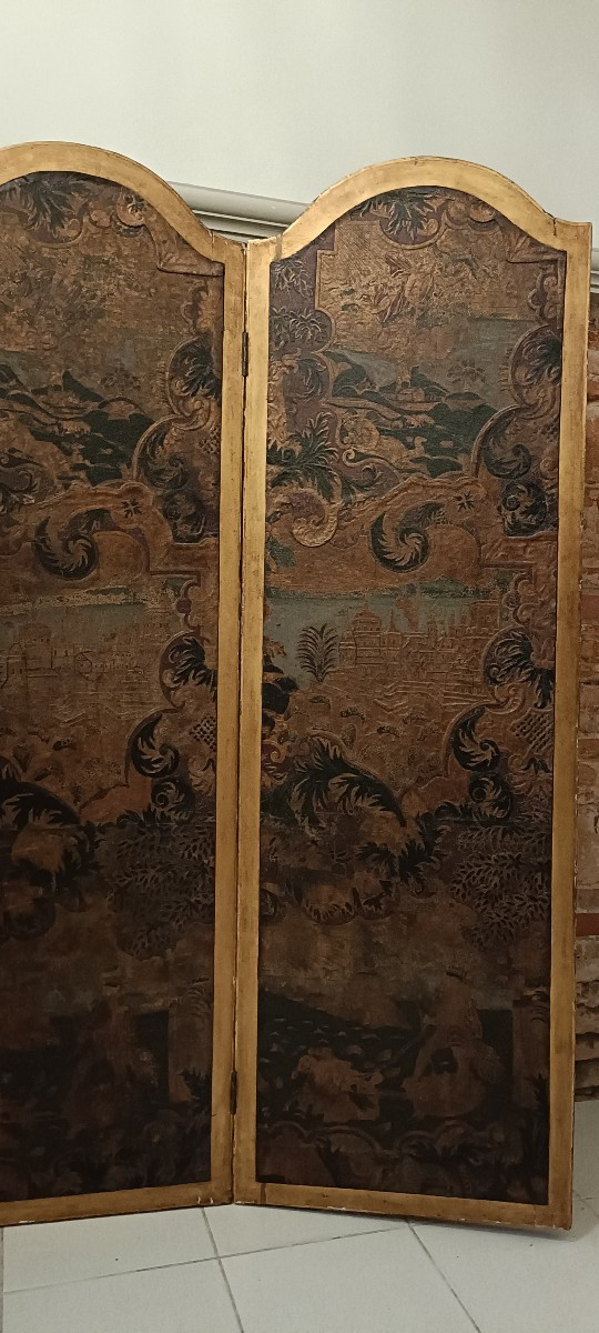 Paravent cuir de Cordoue et peintures XVIIIème-photo-1