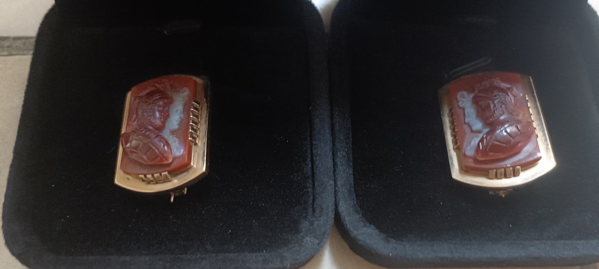 Pair Of Hardstone Cameos Set As Brooches, 19th Century-photo-4