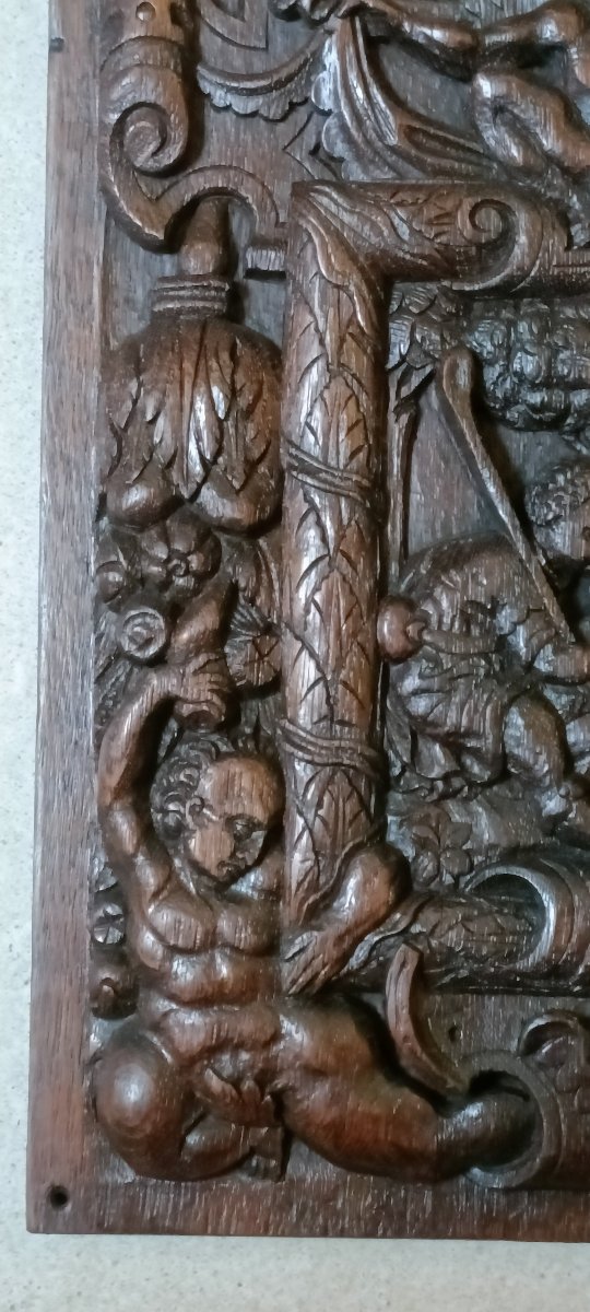 Renaissance-style Carved Oak Bas-relief Panel-photo-1