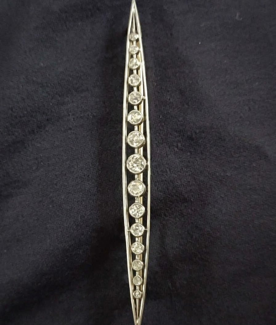 Early 20th-century Platinum, Gold, And Diamond Brooch-photo-2