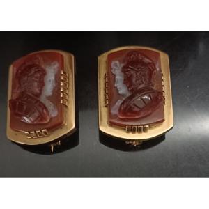 Pair Of Hardstone Cameos Set As Brooches, 19th Century