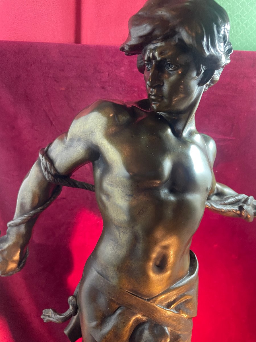 Samson Bronze From Gauquia-photo-5