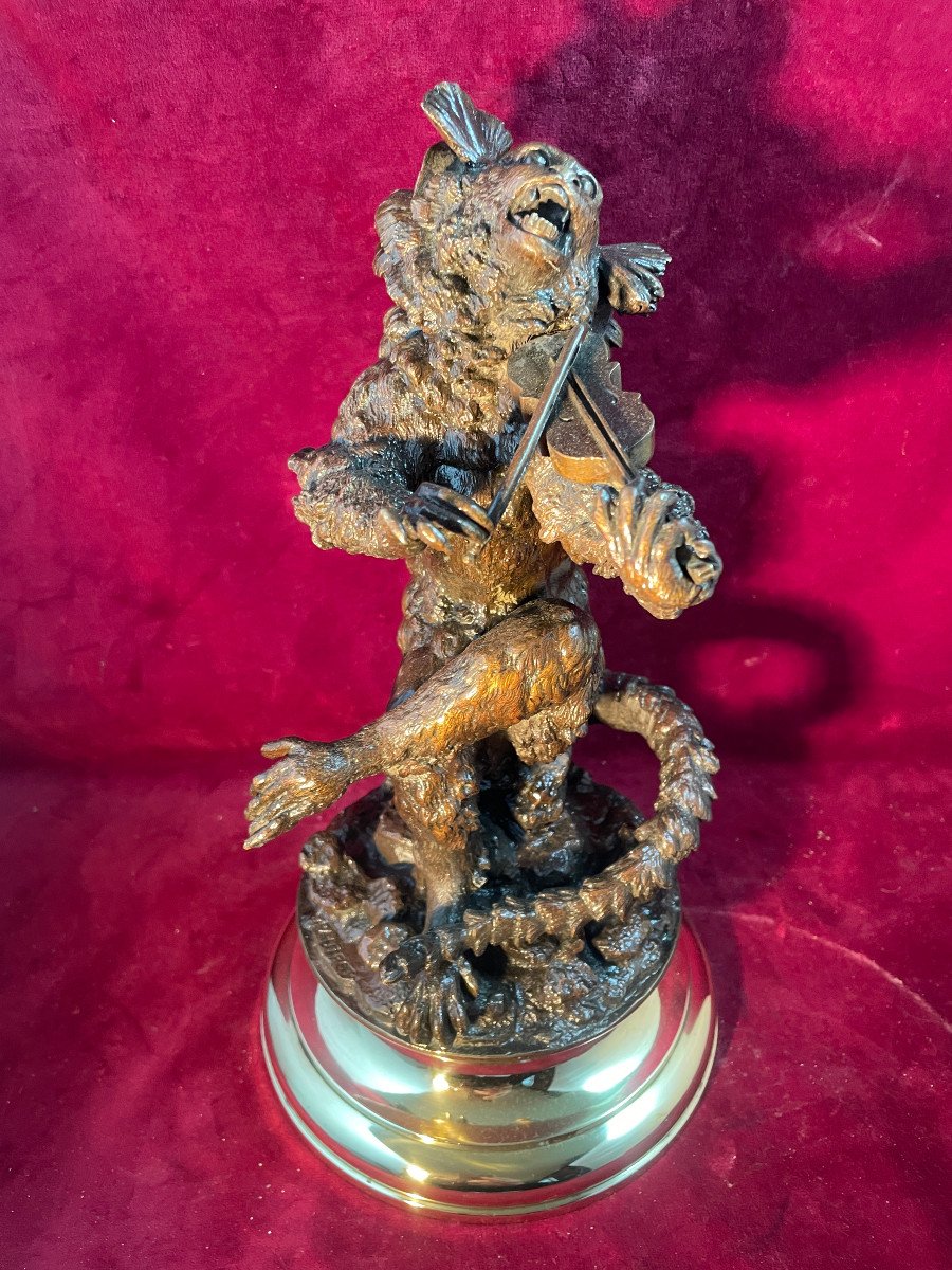 Monkey Playing The Bronze Violin By Pautrot