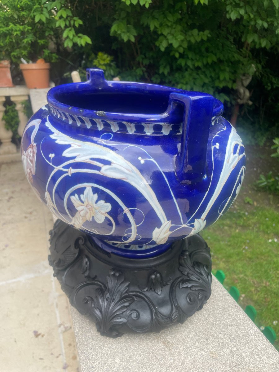 Glazed Earthenware Planter With Blackened Wooden Support-photo-3