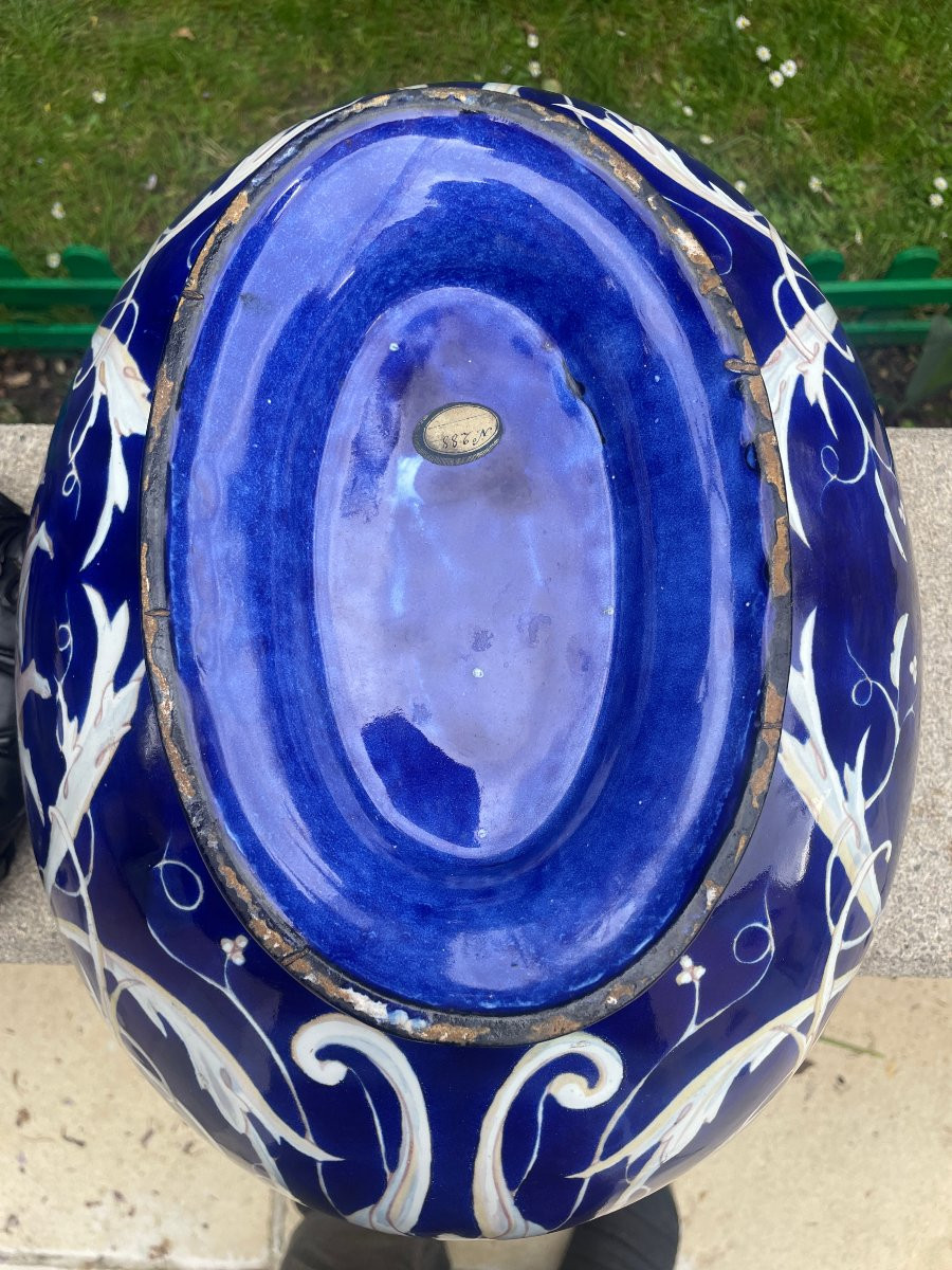 Glazed Earthenware Planter With Blackened Wooden Support-photo-3