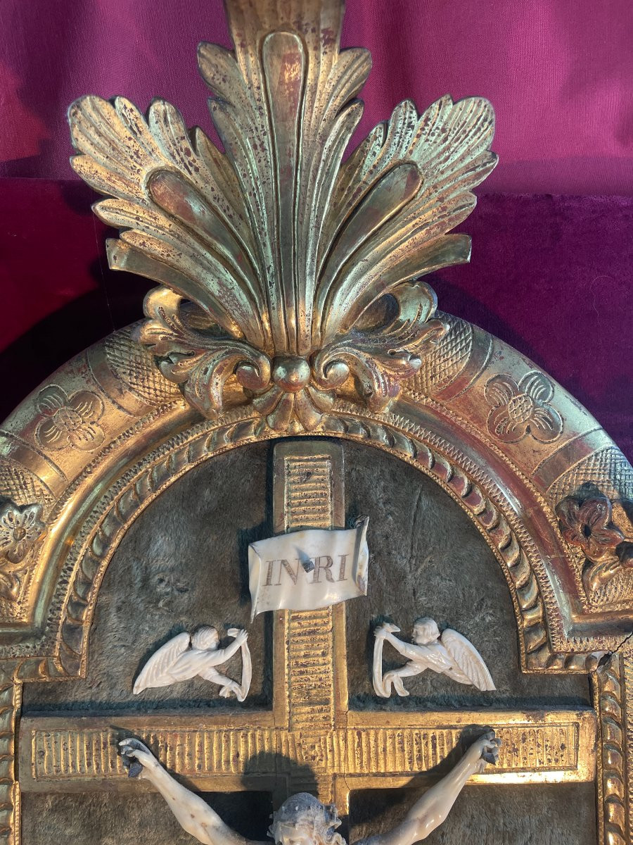 CHRIST D ALCOVE 18 EME SIECLE CADRE BOIS DORE-photo-2