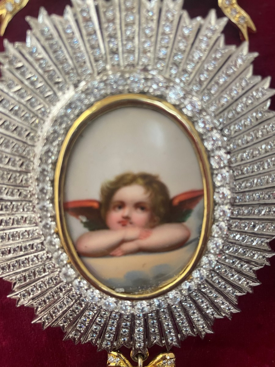 Encolpion Rhinestones And Painted Porcelain-photo-2