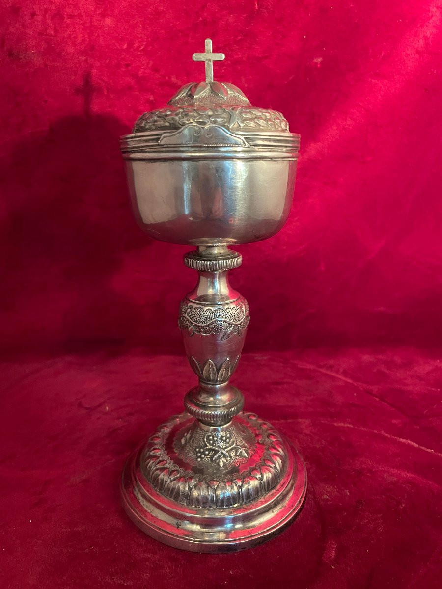 18th Century Silver Ciborium -photo-1