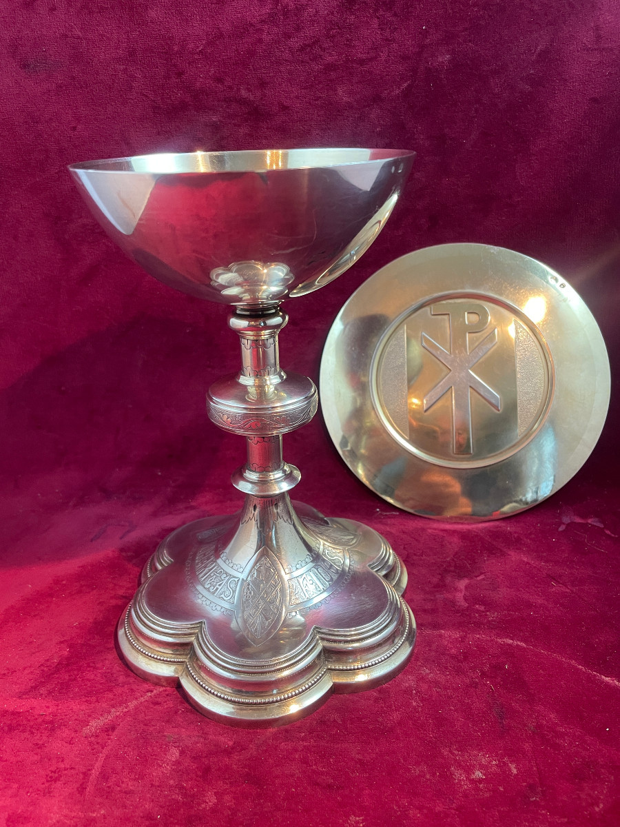 CALICE EN ARGENT  ET SA PATENE